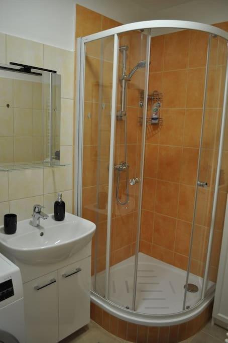 Apartament In 3 Praga